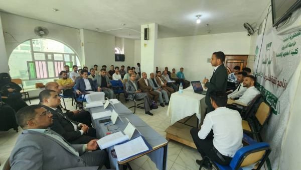 مناقشة مشاريع تخرج برنامج تقنية المعلومات  قسم الحاسبات في كلية العلوم والهندسة، المجموعة الأولى