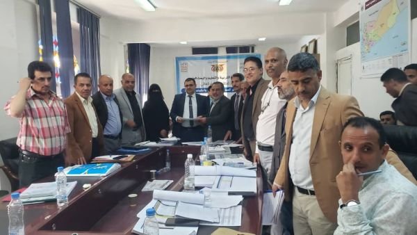 جامعة الجزيرة تستعرض وتناقش التقرير السنوي بوزارة التربية والتعليم والبحث العلمي.