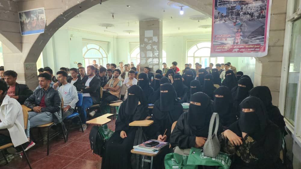 <br />
<b>Warning</b>:  Undefined variable $results_faculties in <b>/home/u835241515/domains/aljazeeraibb.edu.ye/public_html/news.php</b> on line <b>63</b><br />
<br />
<b>Warning</b>:  Trying to access array offset on null in <b>/home/u835241515/domains/aljazeeraibb.edu.ye/public_html/news.php</b> on line <b>63</b><br />
<br />
<b>Deprecated</b>:  stripslashes(): Passing null to parameter #1 ($string) of type string is deprecated in <b>/home/u835241515/domains/aljazeeraibb.edu.ye/public_html/_function.php</b> on line <b>102</b><br />
